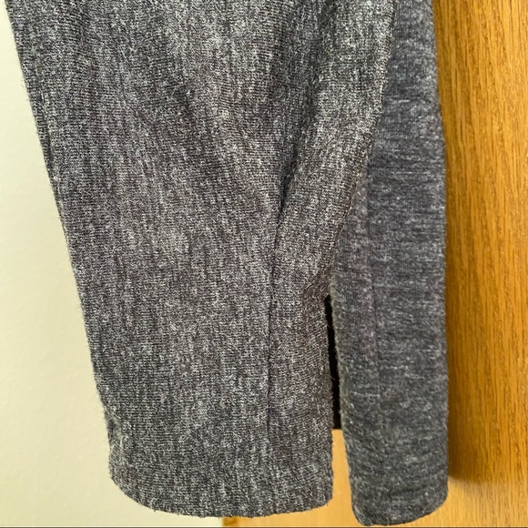 BANANA REPUBLIC • Charcoal Gray Long Sleeve Top with Sleeve Detail - Size S - Picture 11 of 11